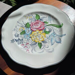 Vintage Stanton, British Anchor Pottery, England 9" Plate - Cottage Chic Decor